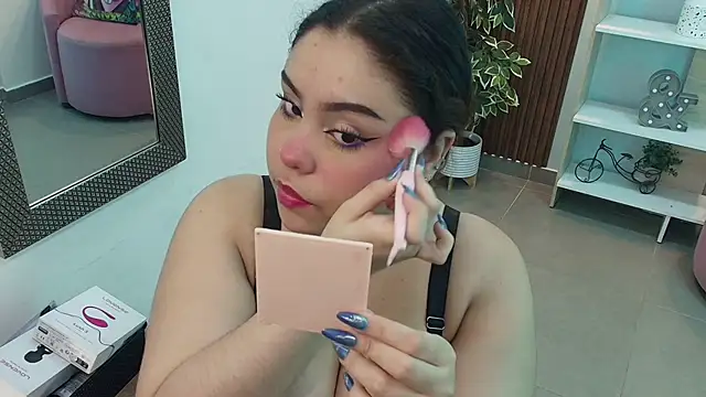 Dalila Sky online show from November 27, 6:10 pm