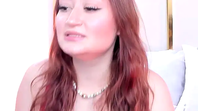 SalommeFlores online show from October 6, 7:33 pm