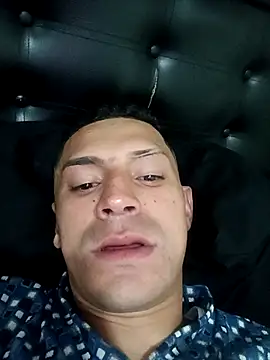 Snapshot of jeremiabello chatting on March 17, 4:08 am jeremiabello online show from March 17, 4:08 am