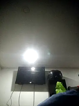 Snapshot of jeremiabello chatting on September 18, 6:04 am jeremiabello online show from September 18, 6:04 am