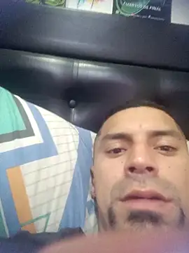 Snapshot of jeremiabello chatting on March 20, 8:57 pm jeremiabello online show from March 20, 8:57 pm