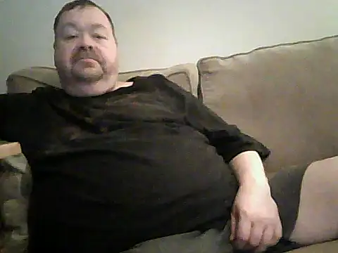 Snapshot of hitman_35 chatting on April 13, 2:50 am hitman 35 online show from April 13, 2:50 am