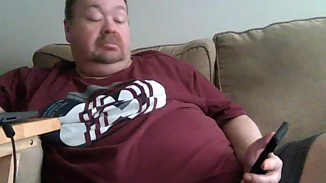 Snapshot of hitman_35 chatting on April 22, 8:21 pm hitman 35 online show from April 22, 8:21 pm