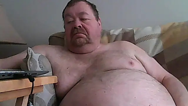 Snapshot of hitman_35 chatting on May 9, 9:09 pm hitman 35 online show from May 9, 9:09 pm