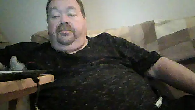 Snapshot of hitman_35 chatting on May 11, 5:02 am hitman 35 online show from May 11, 5:02 am