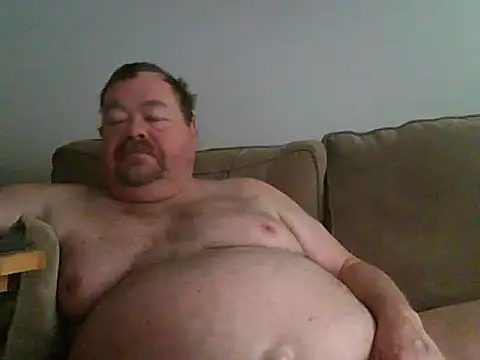 Snapshot of hitman_35 chatting on May 13, 2:36 pm hitman 35 online show from May 13, 2:36 pm
