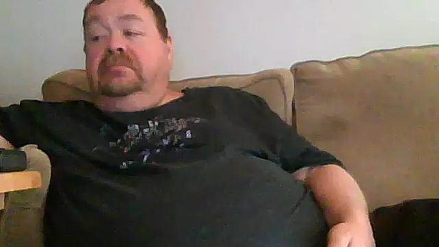 Snapshot of hitman_35 chatting on May 15, 3:02 am hitman 35 online show from May 15, 3:02 am