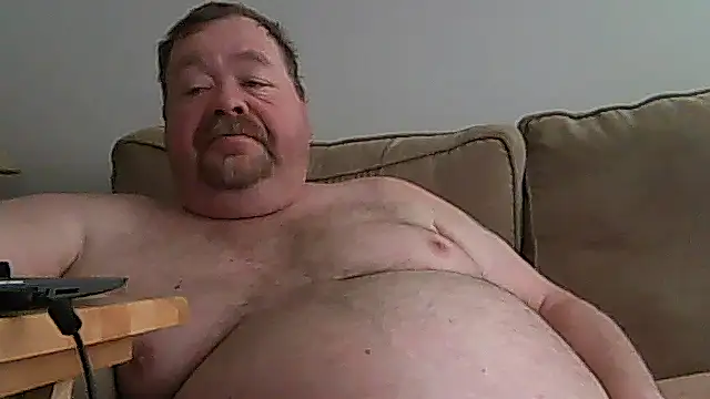 Snapshot of hitman_35 chatting on May 18, 7:31 pm hitman 35 online show from May 18, 7:31 pm
