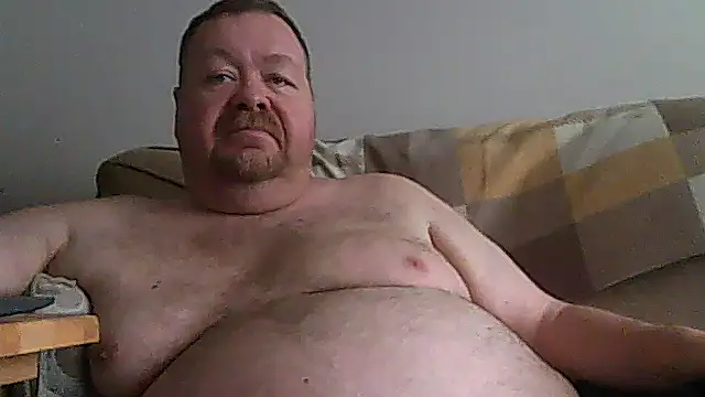 Snapshot of hitman_35 chatting on June 5, 9:53 pm hitman 35 online show from June 5, 9:53 pm