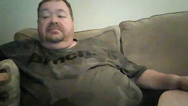 Snapshot of hitman_35 chatting on June 30, 4:24 am hitman 35 online show from June 30, 4:24 am