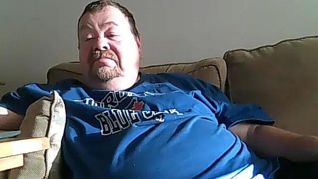 Snapshot of hitman_35 chatting on July 2, 2:33 am hitman 35 online show from July 2, 2:33 am