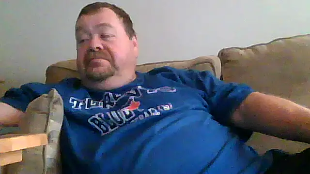 Snapshot of hitman_35 chatting on July 2, 3:23 am hitman 35 online show from July 2, 3:23 am