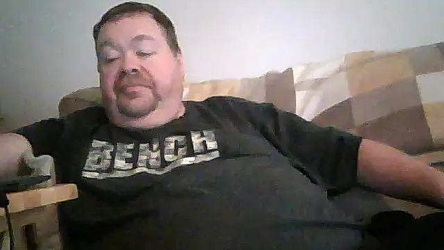 Snapshot of hitman_35 chatting on July 5, 10:39 pm hitman 35 online show from July 5, 10:39 pm