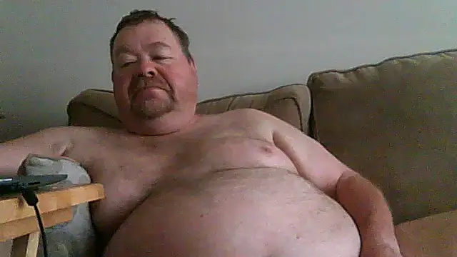 Snapshot of hitman_35 chatting on July 8, 3:27 pm hitman 35 online show from July 8, 3:27 pm