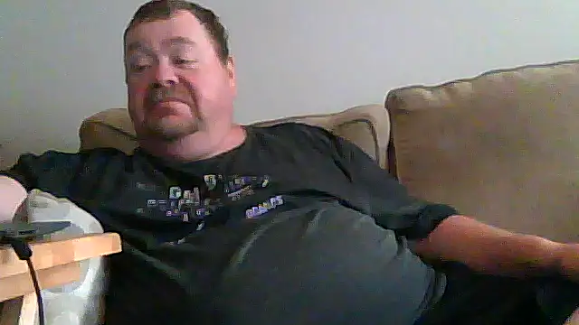 Snapshot of hitman_35 chatting on July 10, 3:00 am hitman 35 online show from July 10, 3:00 am