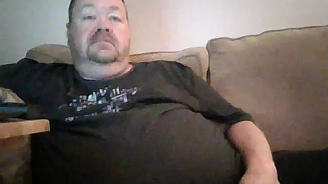 Snapshot of hitman_35 chatting on July 27, 4:19 am hitman 35 online show from July 27, 4:19 am