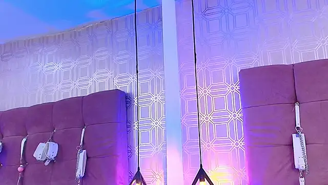 Snapshot of Lilith_Vera chatting on November 13, 12:48 pm Lilith Vera online show from November 13, 12:48 pm