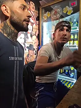 Snapshot of christangel_96_ chatting on November 21, 12:32 am christangel 96 online show from November 21, 12:32 am