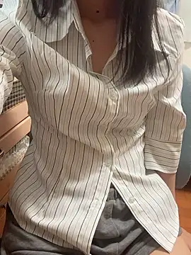 Snapshot of Mei_0906 chatting on October 4, 6:00 am Mei 0906 online show from October 4, 6:00 am