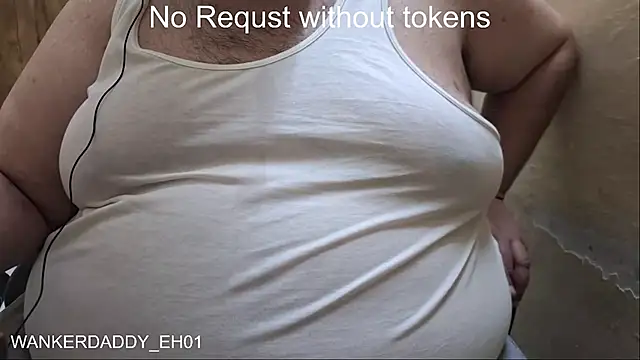 Snapshot of WANKERDADDY_EH01 chatting on December 28, 5:35 pm WANKERDADDY EH01 online show from December 28, 5:35 pm