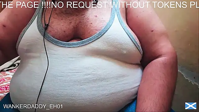 Snapshot of WANKERDADDY_EH01 chatting on February 16, 10:54 am WANKERDADDY EH01 online show from February 16, 10:54 am