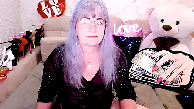 Snapshot of SiberiabBerry chatting on May 13, 12:08 am SiberiabBerry online show from May 13, 12:08 am