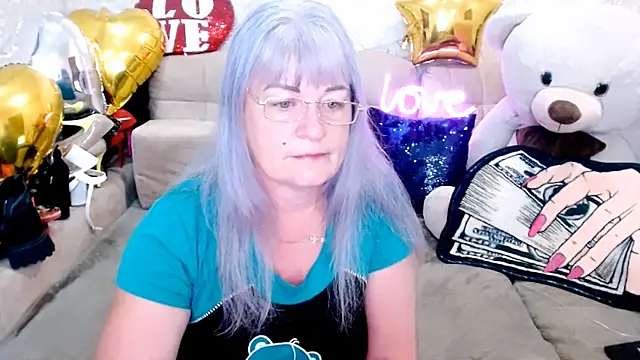 Snapshot of SiberiabBerry chatting on June 2, 4:14 am SiberiabBerry online show from June 2, 4:14 am