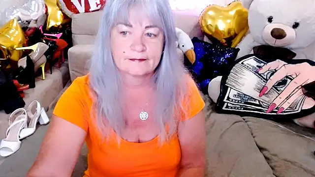 Snapshot of SiberiabBerry chatting on June 22, 1:07 am SiberiabBerry online show from June 22, 1:07 am