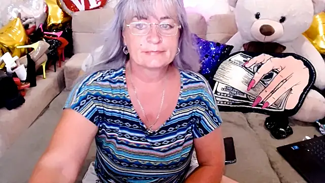 Snapshot of SiberiabBerry chatting on July 7, 4:48 am SiberiabBerry online show from July 7, 4:48 am