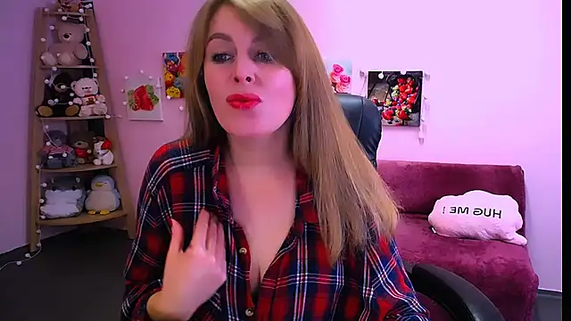 Hot Milady online show from February 6, 8:40 am