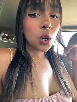 Snapshot of Mariangel_11 chatting on July 15, 2:00 pm Mariangel 11 online show from July 15, 2:00 pm