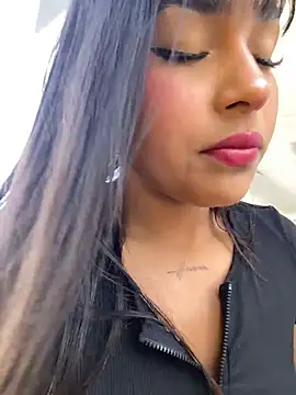 Snapshot of Mariangel_11 chatting on July 25, 1:41 pm Mariangel 11 online show from July 25, 1:41 pm