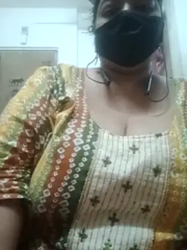 zeepe19 online show from March 2, 9:10 pm