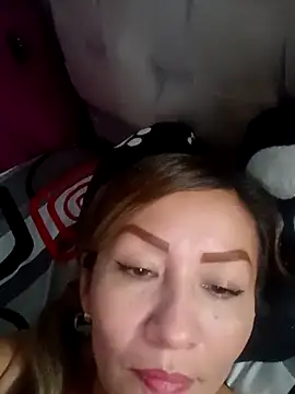 Divahank online show from December 11, 1:39 pm