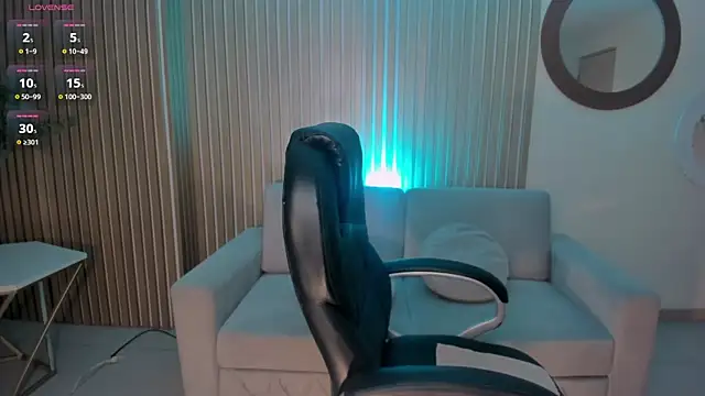 ValeriaRoldanX online show from January 25, 6:34 am