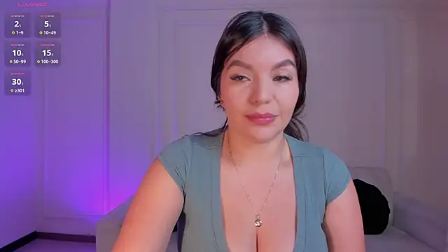 Snapshot of ValeriaRoldanX chatting on July 11, 11:35 am ValeriaRoldanX online show from July 11, 11:35 am