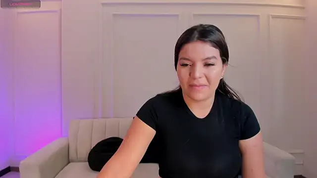 Snapshot of ValeriaRoldanX chatting on July 23, 10:13 am ValeriaRoldanX online show from July 23, 10:13 am