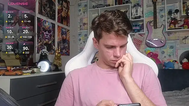 Snapshot of Mike_Burn chatting on January 11, 12:54 pm Mike Burn online show from January 11, 12:54 pm