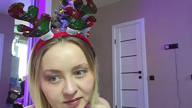 Your Auggie online show from December 13, 8:41 am