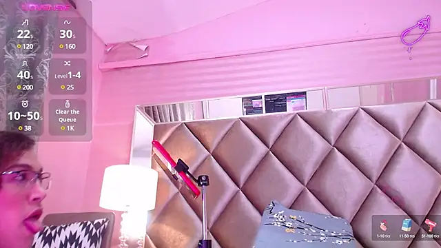 giselle ocampo online show from January 18, 11:54 am