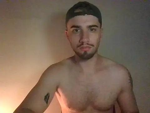 Snapshot of TomAlex chatting on May 21, 5:14 am TomAlex online show from May 21, 5:14 am