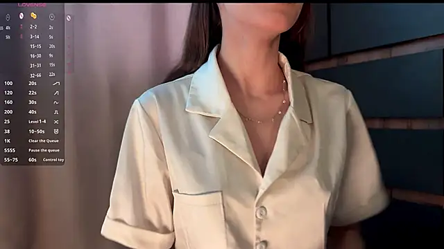 HellPeach online show from June 19, 1:04 pm