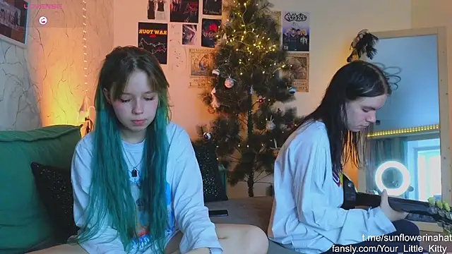 812sunflowerinahat online show from January 8, 8:27 am