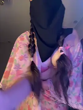 Snapshot of El-Jouri chatting on September 28, 1:22 am El-Jouri online show from September 28, 1:22 am