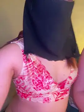 Snapshot of El-Jouri chatting on October 2, 3:30 pm El-Jouri online show from October 2, 3:30 pm