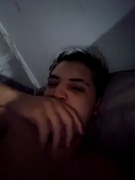 VibratedPoaching online show from February 3, 5:05 am