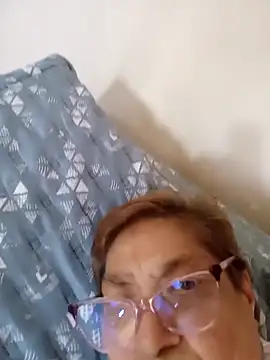 florecita69 online show from February 3, 8:03 pm