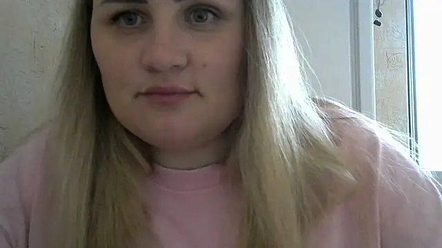 Snapshot of Honeydew-Waves chatting on May 21, 2:13 pm Honeydew-Waves online show from May 21, 2:13 pm