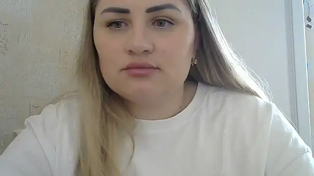 Snapshot of Honeydew-Waves chatting on May 22, 5:47 am Honeydew-Waves online show from May 22, 5:47 am