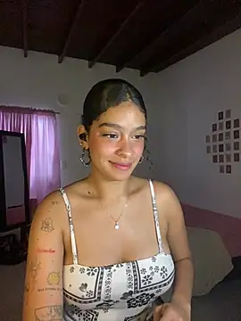 Snapshot of Arteatenea__ chatting on February 1, 10:34 pm Arteatenea online show from February 1, 10:34 pm